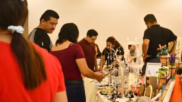 Bazar impulsa la economía de emprendedoras en Tapachula, Chiapas