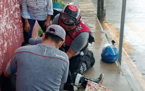Repartidor herido tras ser atropellado por un vehículo que huyó en Tapachula
