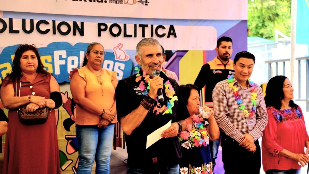 Ángel Torres inaugura calle en colonia Evolución Política de Tuxtla Gutiérrez