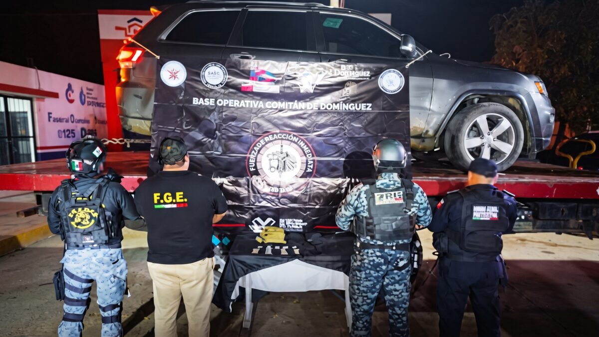 Aseguran camioneta abandonada con presunta droga en barrio de Las Margaritas