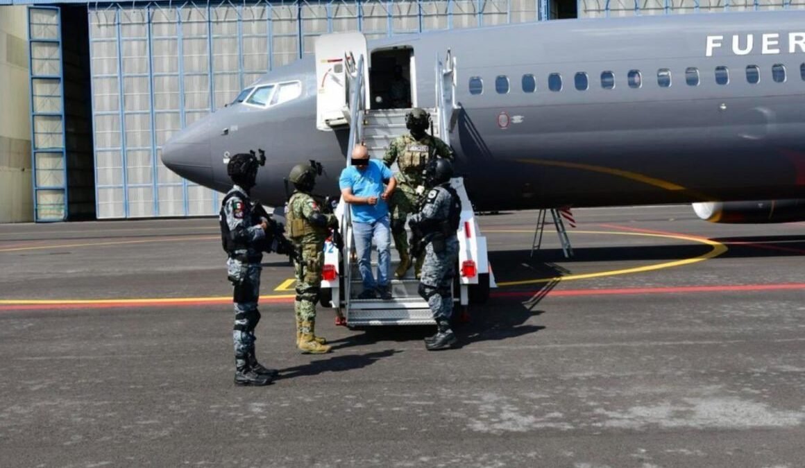 Detienen a El Bebo, presunto operador financiero del Cártel del Golfo en tres estados