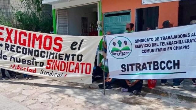 Docentes del Cecytech denuncian descuentos tras protesta en Tuxtla Gutiérrez