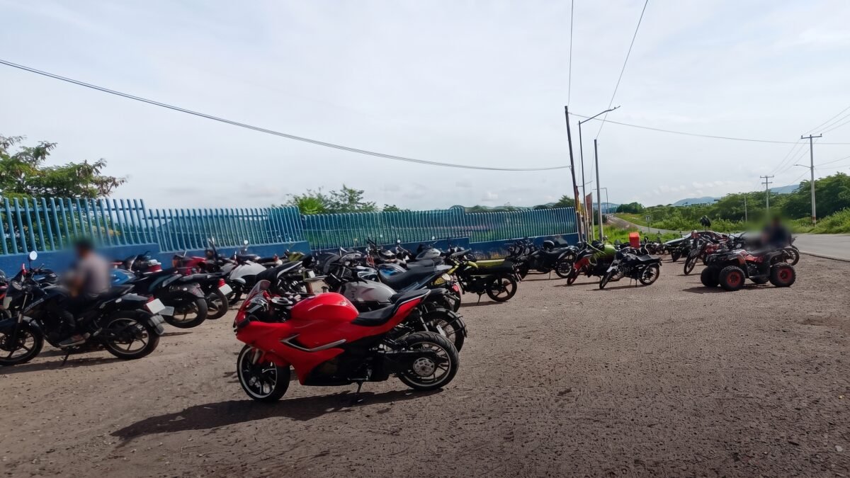 Estudiantes del Tec de Cintalapa denuncian restricción de acceso vehicular al plantel