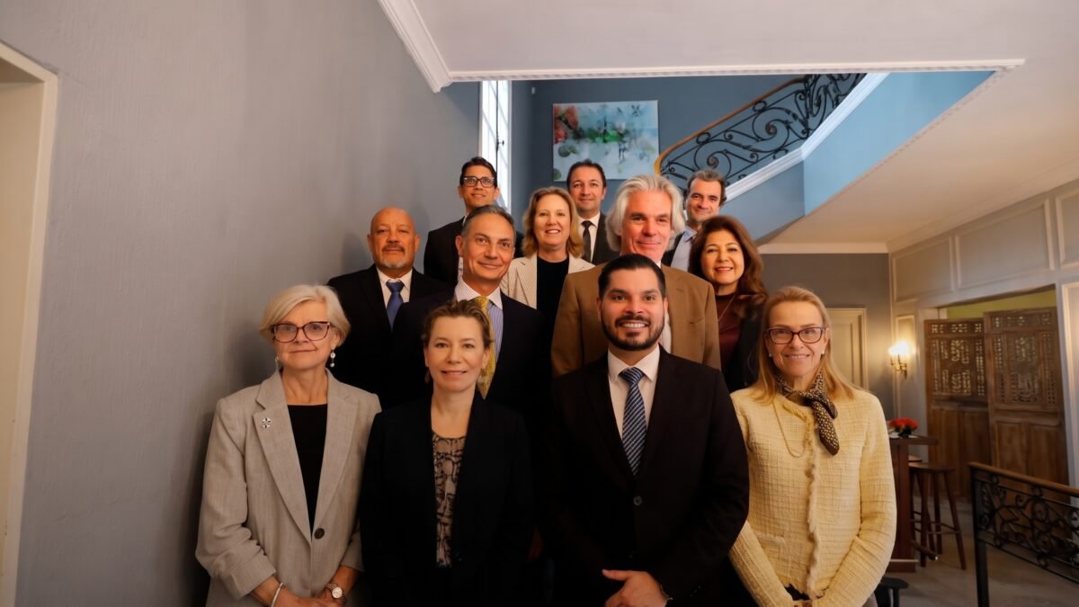 Óscar Aparicio fortalece cooperación internacional en seguridad para Chiapas
