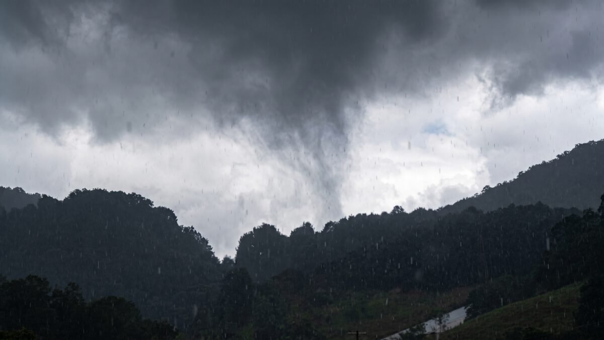 Registran tornado de montaña en San Juan Chamula sin reporte de daños humanos