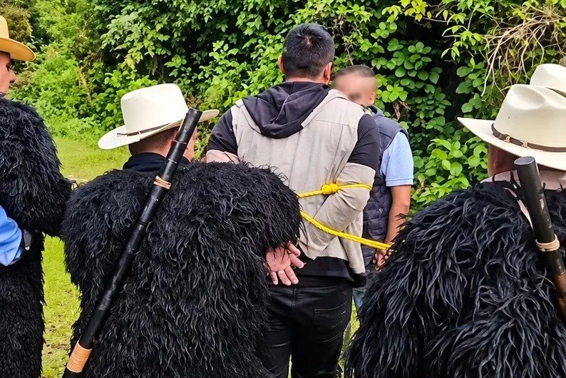 Retienen a hombre señalado por agredir a un borrego en San Juan Chamula