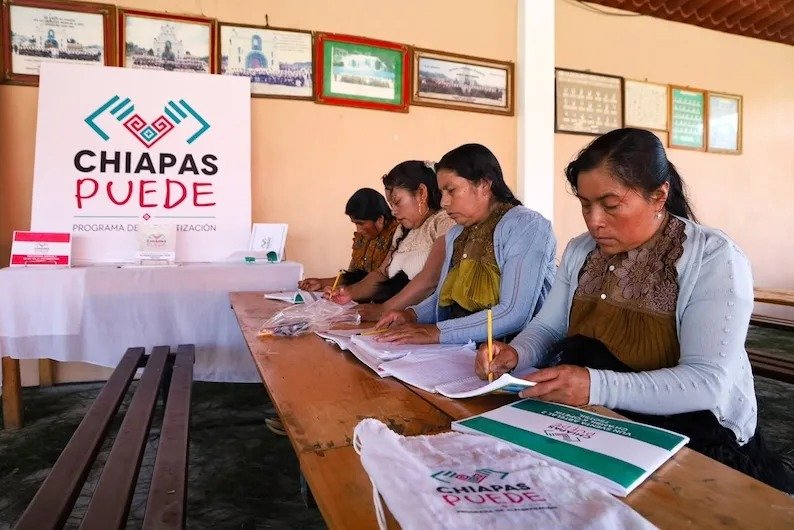 Unesco destaca a Chiapas Puede como referente mundial por alfabetización multilingüe