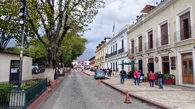 “10 pesos no hacen la diferencia”: Turismo insiste en subir a 3% el hospedaje en Chiapas