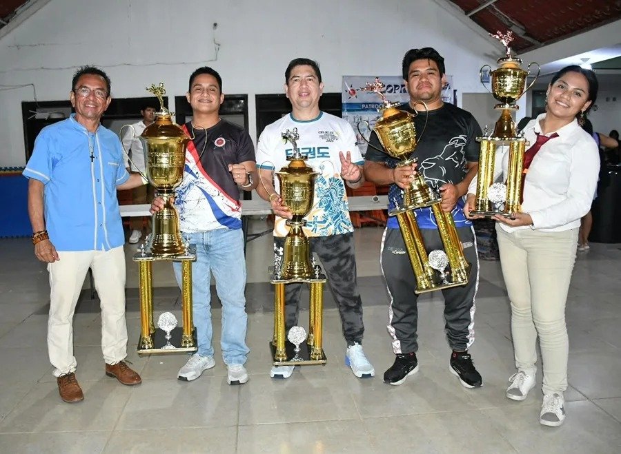 700 patadas frente al mar: Villaflores se corona tricampeón en la Gran Copa del Sol en Tonalá