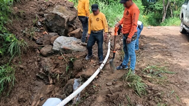 Aguaceros de las últimas horas dejan viviendas y caminos afectados en El Bosque y Simojovel