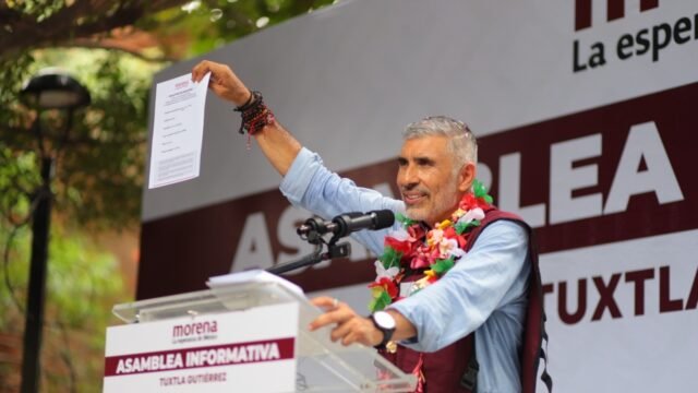 Ángel Torres formaliza registro a coordinación de Morena en Tuxtla ante 4 mil personas