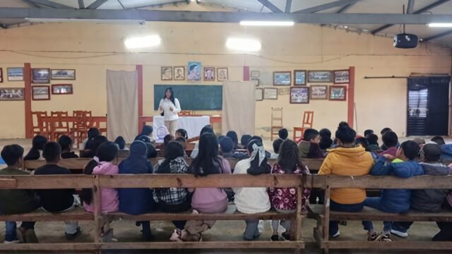 Atacan la cohabitación forzada desde las aulas: Fiscalía da pláticas a niños en Chamula