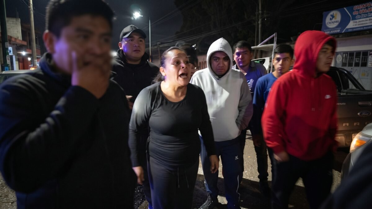 Atropellan a vendedora de elotes en Periférico Norte de San Cristóbal