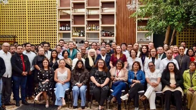 Ayuntamiento de San Cristóbal refrenda respeto a la prensa y homenajea a periodistas
