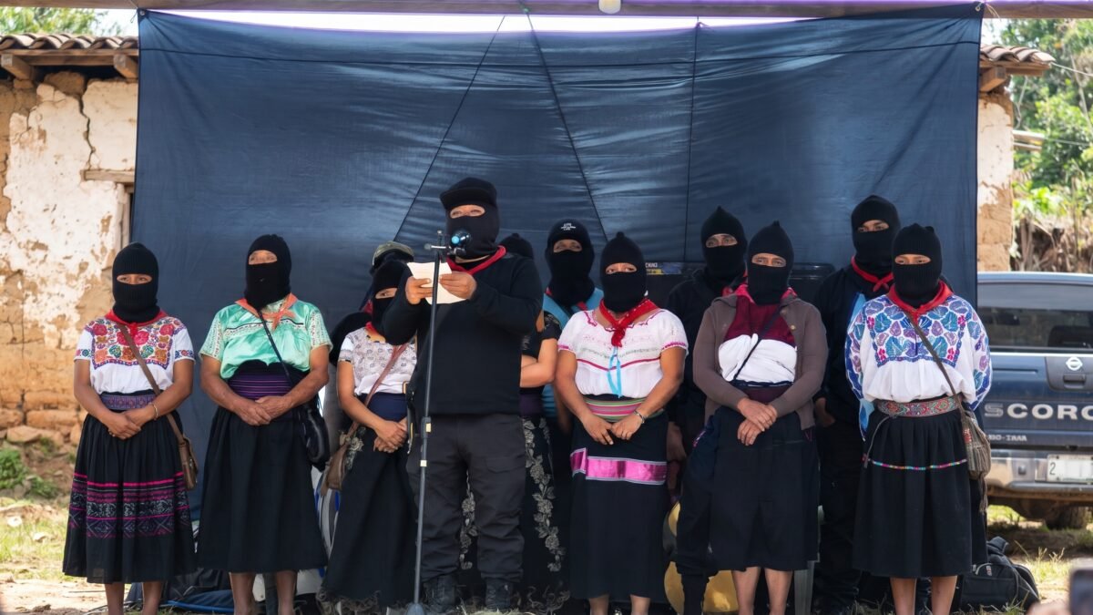 Bajan 1,530 zapatistas a la capital: salen de Chiapas el 29 de noviembre para ver a las buscadoras