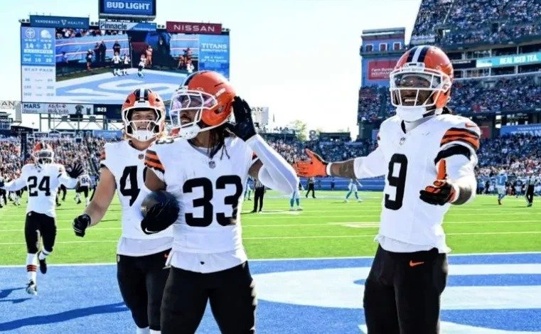 Browns asaltan la cima del Norte de la AFC con cinco triunfos de infarto en la NFL