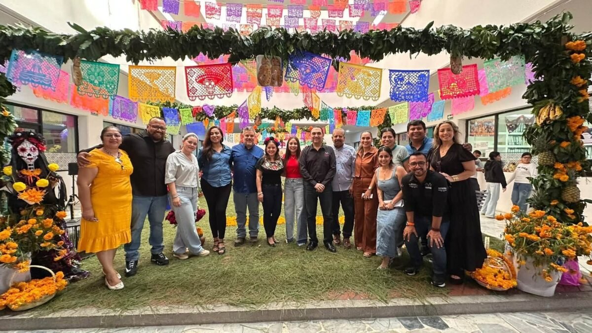 ¡Calabacita tía en Seinfra!: Anakaren Gómez Zuart encabeza pedida con hijos de trabajadores
