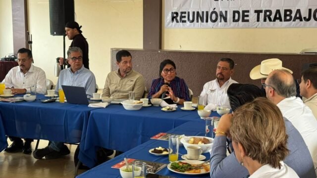 CCE Chiapas presenta a la SICT propuestas para concluir 10 obras carreteras estratégicas