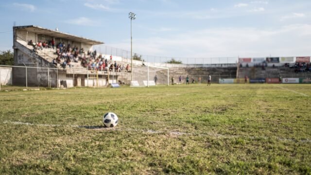 Chapulineros golea 4-1 a Huracanes de Arriaga y frena su avance en la Liga TDP