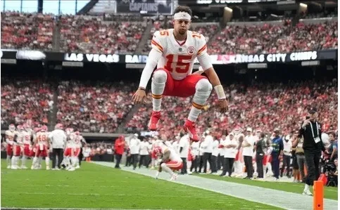 Chiefs, 49ers y Vikings se mantienen invictos tras cinco semanas en la NFL 2026