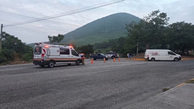 Cierran circulación en el crucero de la Coca-Cola con dirección a San Fernando