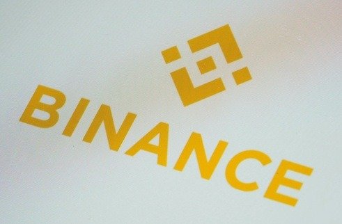 Congelan 2 mil 500 millones de dólares: hackean a Binance y suspenden todos los retiros