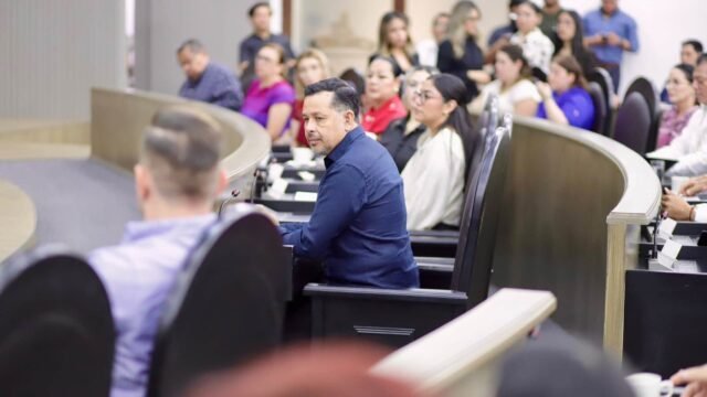 Congreso de Chiapas turna a comisiones propuestas sobre mujer rural y servicio social