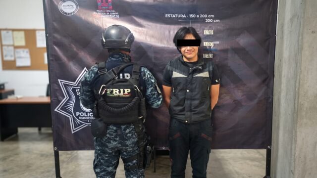 Detienen a hombre por amenazar a vecinos con réplica de pistola en Frontera Comalapa