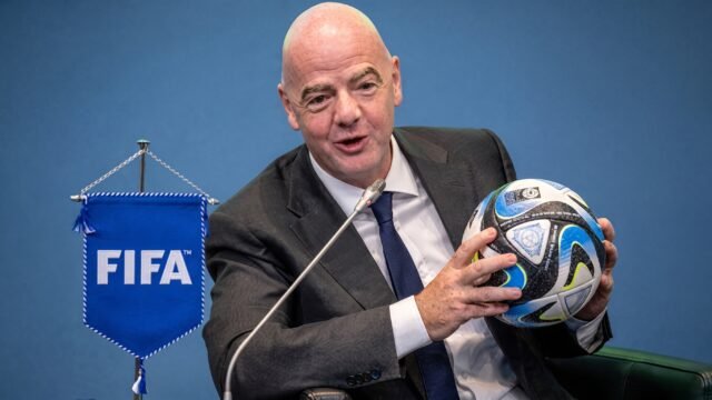 Dirigentes de la UEFA se reúnen en Berlín para intentar destituir a Infantino