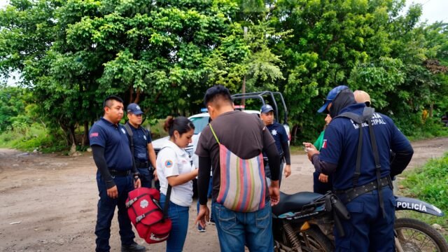 Dos hombres resultan lesionados en accidente de motocicleta en Venustiano Carranza