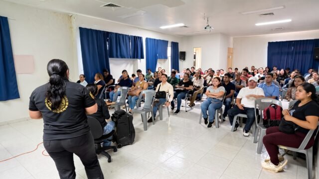 Elige el deporte, no las drogas: Fiscalía frena adicciones con pláticas en la Selva