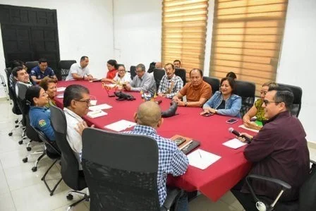 Encabeza Jorge Acero mesa del Apiario Municipal para impulsar apicultura en Berriozábal
