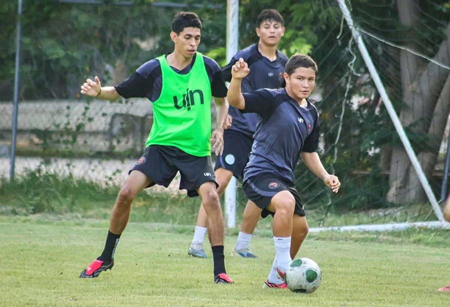 ¡Entras disfrazado y no pagas!: Jaguares va por el triunfo ante Plataneros en Tuxtla