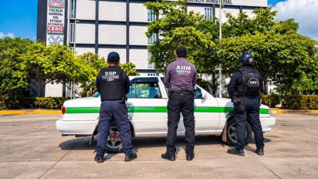 ¡Ese Tsuru ya venía chueco!: le hallan números alterados en retén de Chiapa de Corzo