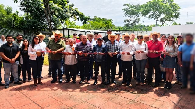 Estrenan laboratorio ganadero en Tapachula: detectará enfermedades y blindará al ganado costeño