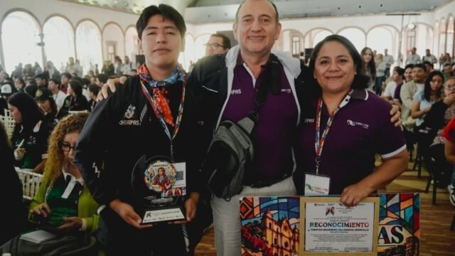 Estudiante de Cecytech logra segundo lugar en Oratoria en festival nacional en Durango