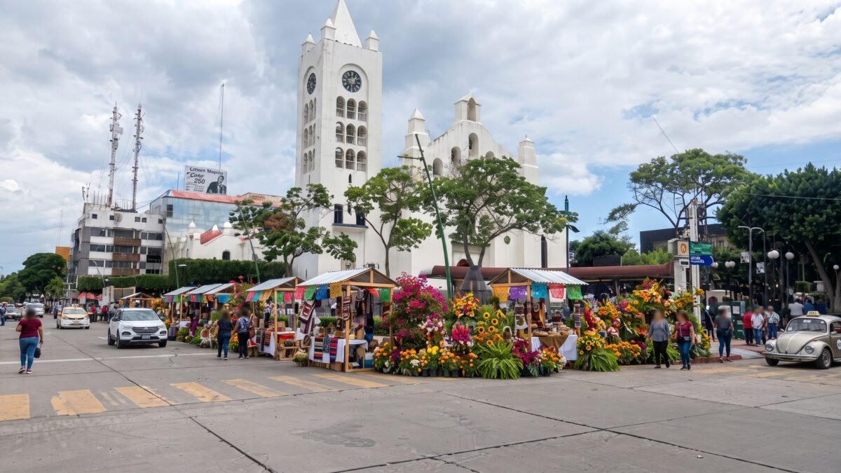 Fieles celebran a San Francisco de Asís con feria y oraciones en Tuxtla Gutiérrez