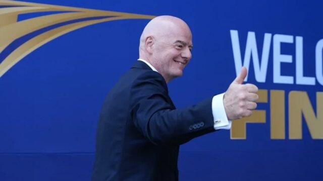 FIFA retira plan para vender competencias a inversores e Infantino pide disculpas en Zúrich