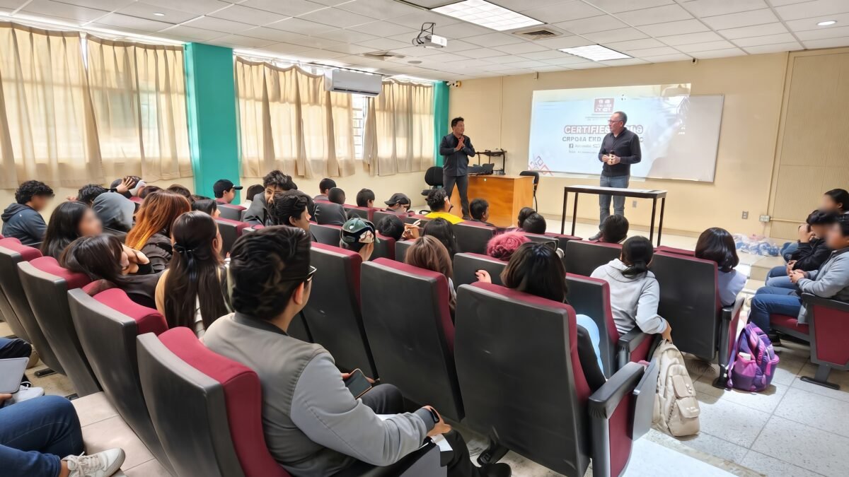 Fiscalía electoral realiza jornada informativa en universidad de Ocosingo
