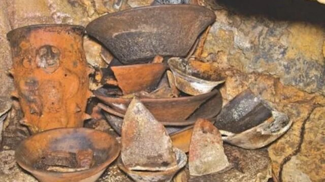 Hallan 180 piezas zoques de rituales de lluvia en cueva de Cintalapa