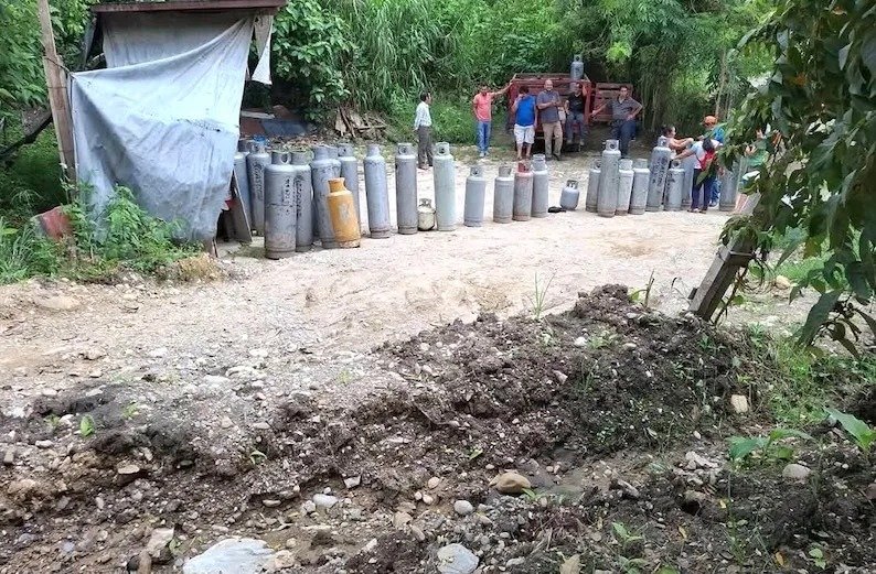 Hasta 3 días de espera: limitan venta de gas LP y forman filas en Tuxtla y San Cristóbal