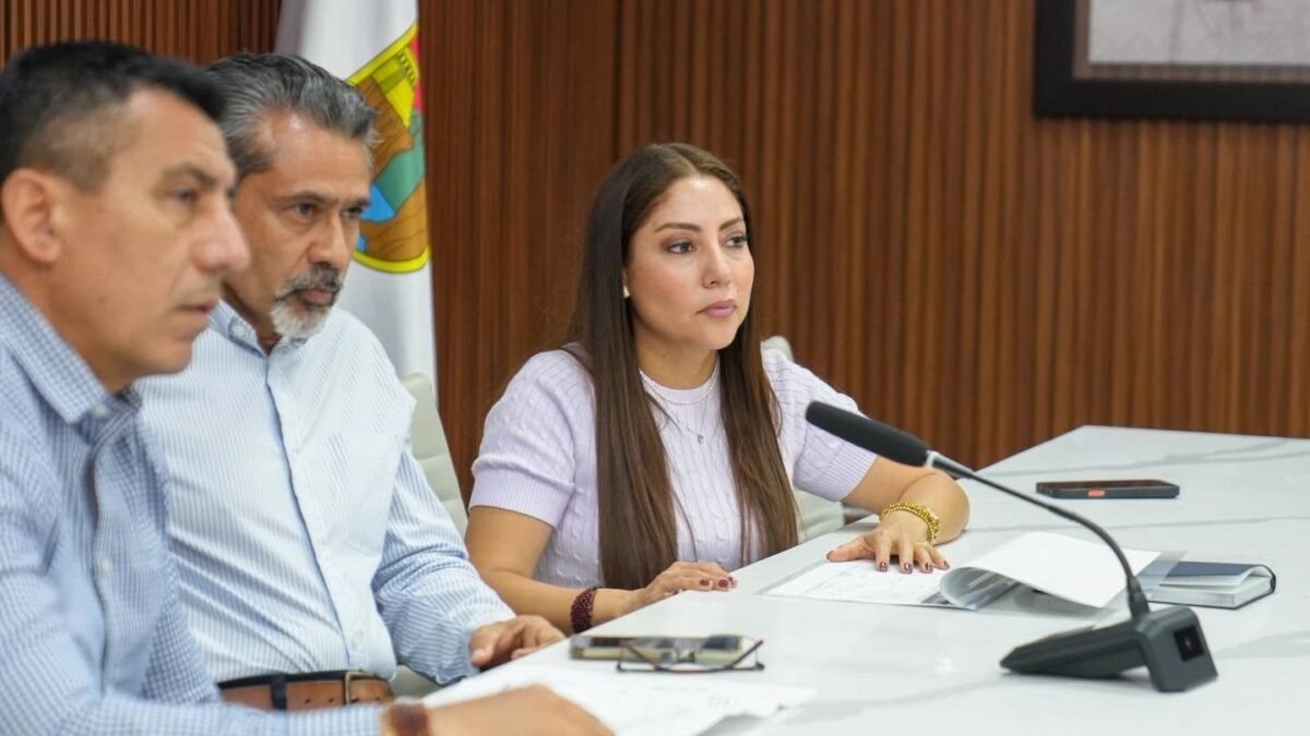 Hernández Bielma y Gómez Zuart revisan proyectos de infraestructura carretera en Chiapas