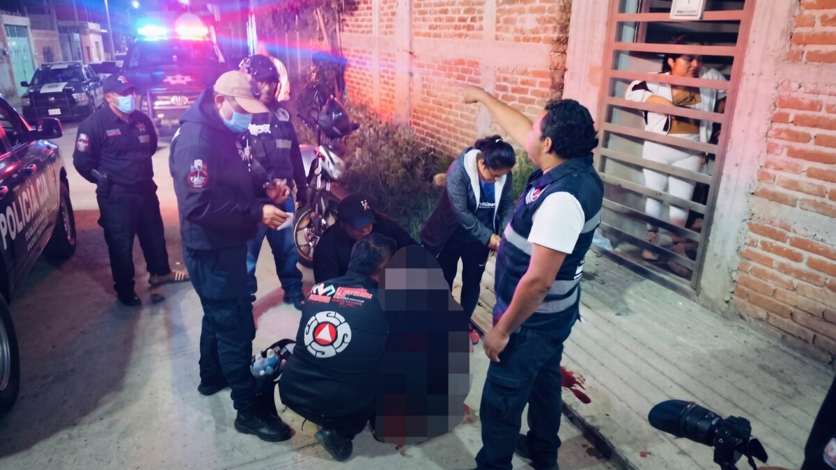 Hombre resulta lesionado tras riña durante convivencia en barrio La Pilita de Comitán
