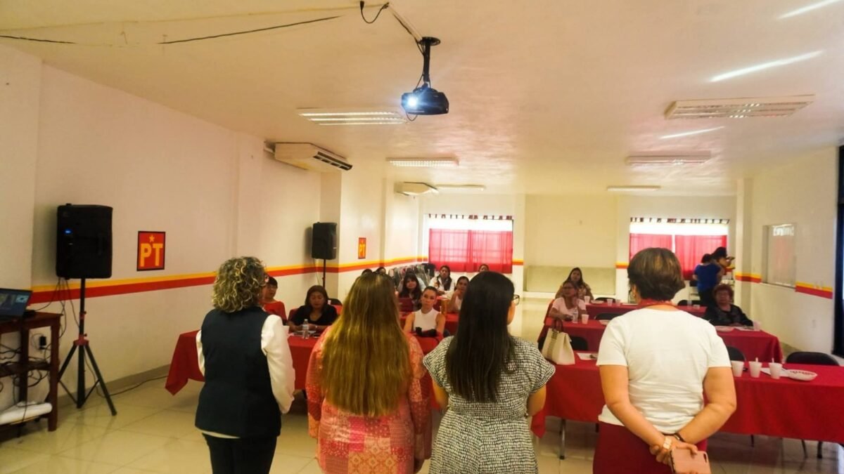 Imparten curso sobre violencia política de género a mujeres petistas en Chiapas