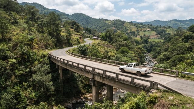 Inauguran puente vehicular en el barrio San Miguel de La Trinitaria