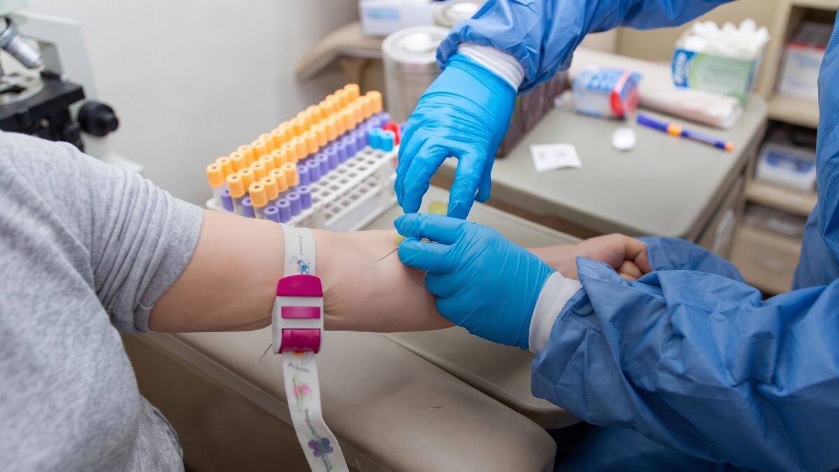 Inician jornadas gratuitas de salud con unidad médica comunitaria en Tapachula