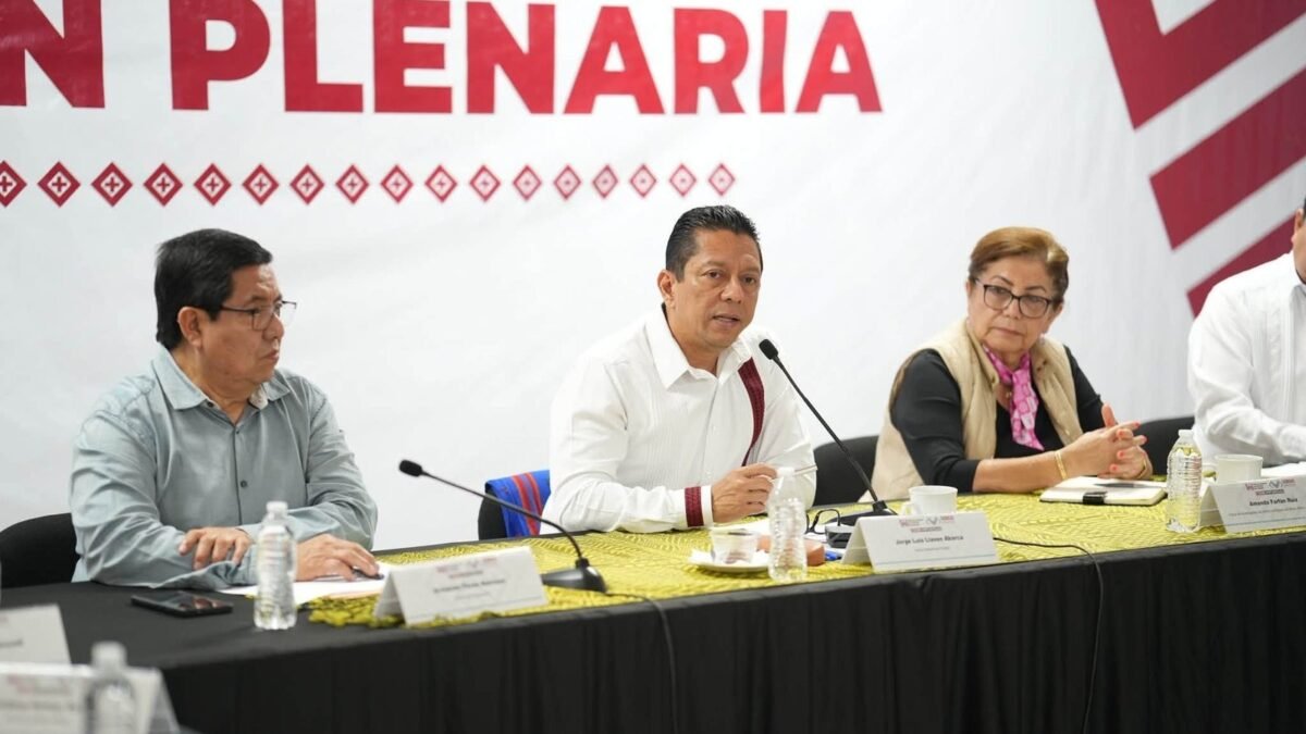 Jorge Luis Llaven Abarca encabeza plenaria de la FGE contra incidencia en Chiapas