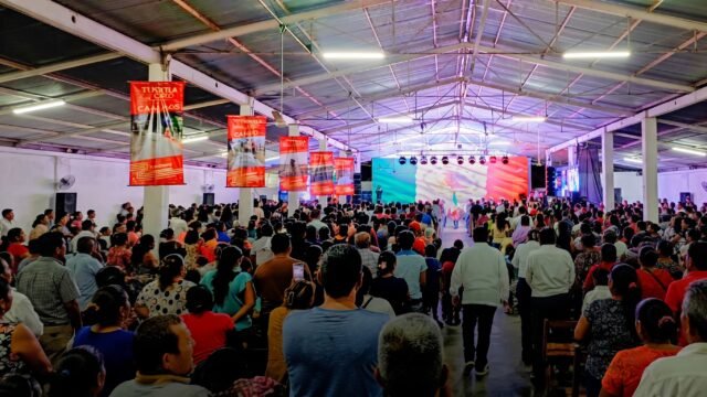 Julio Gamboa rinde su segundo informe de gobierno en Tuxtla Chico