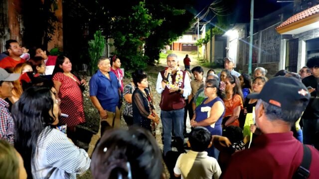 Llevaban 30 años esperando: Angel Torres anuncia otra Calle Feliz en Paseo del Bosque de Tuxtla