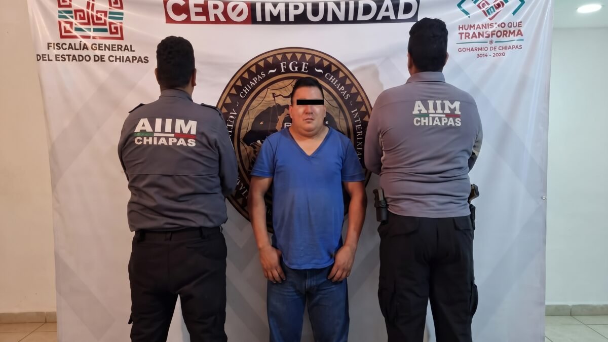 Lo dejan amarrado en Villa Comaltitlán: vinculan a Moisés N. por violencia familiar